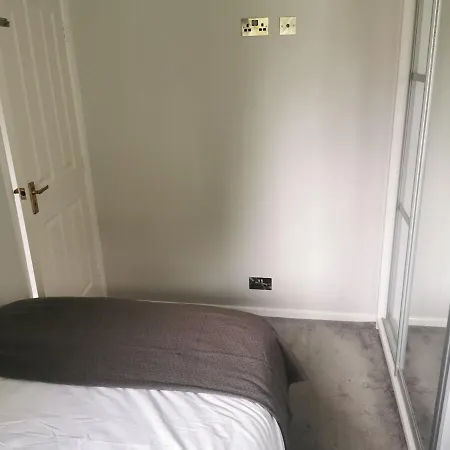 Modern 3-Bed Home In Ideal Location With 2 Parking Spaces Belfast Exterior photo